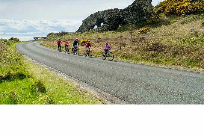 Una Guida Per Andare In Bicicletta A Edimburgo. Noleggio Bici, Piste Ciclabili + Dove Bloccare La Bici